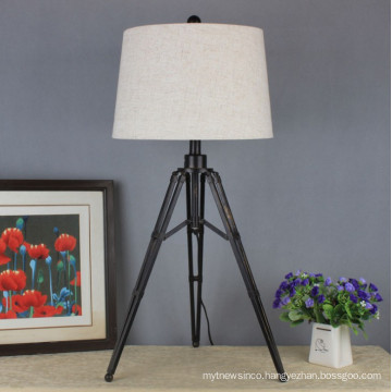 Minimalism Creative Tripod Bedside Table Lamp